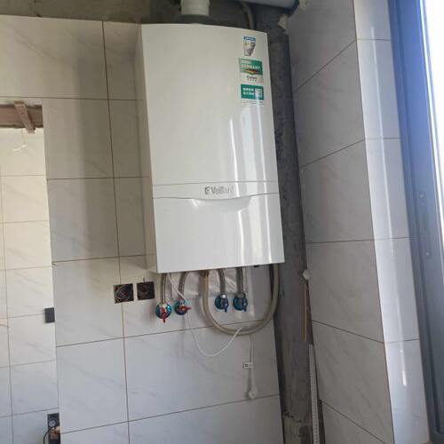 威能壁挂炉地暖热水两用炉新房铺地暖老房装暖气片威能燃气壁挂炉