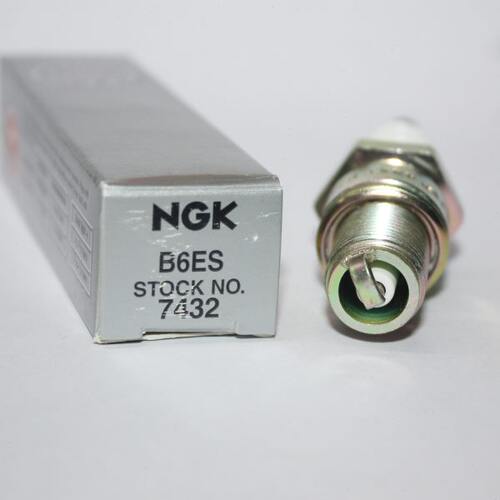 NGK火花塞B6ES适用隆鑫力帆罗宾汽油发电机RGV6000 BR6ES F6TC