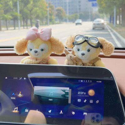 汽车创意可爱萌宠小狗屏幕摆件卡通车载装饰车内饰品爱车装潢女神