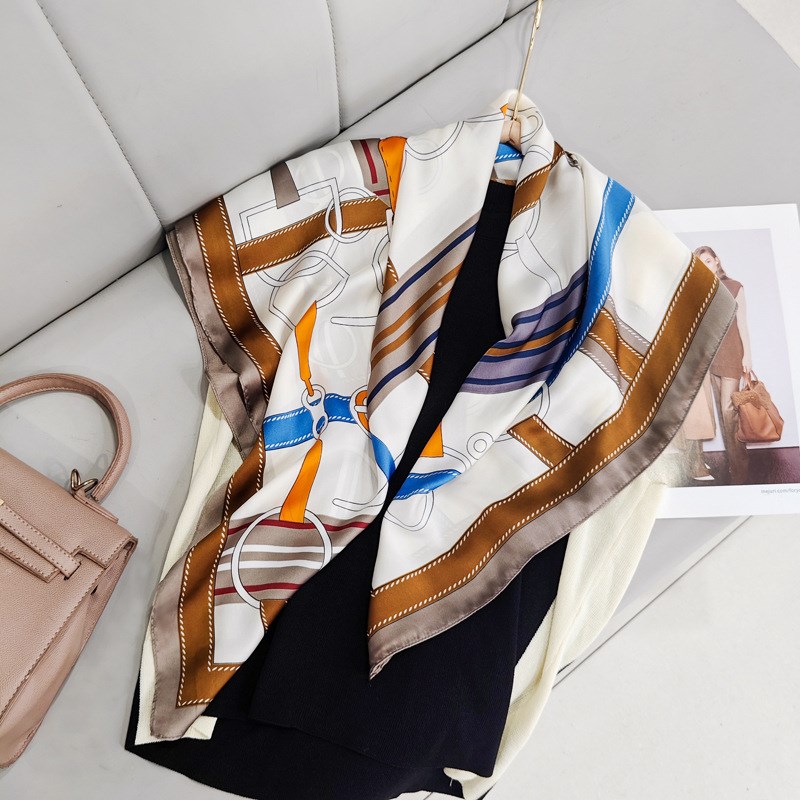 丝巾女新款丽锦缎围巾90方巾领B巾送妈妈高级感披肩仿真丝围脖头