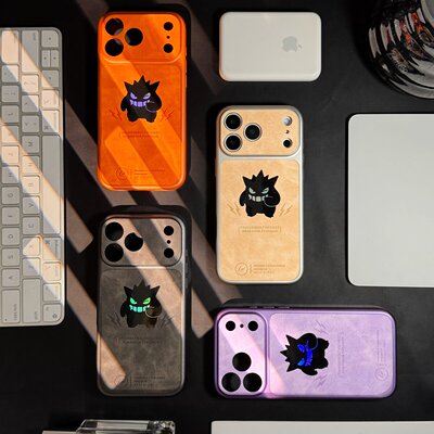 潮酷卡通可爱苹果17Promax手机壳耿鬼镭射适用于iPhone15保护套13仿皮高档时尚16pro全包摄像头12硬壳14