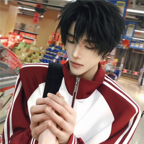 言心cos庄心凡同款红色外套三条杠短袖动漫校服