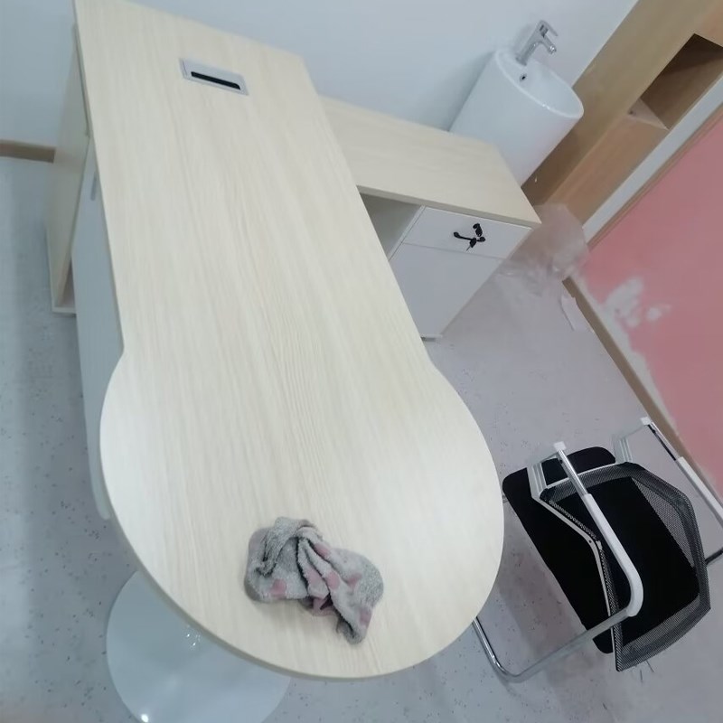 办公桌书桌c医生诊所所卫生院接诊宠物医院专科养老就诊断桌椅学