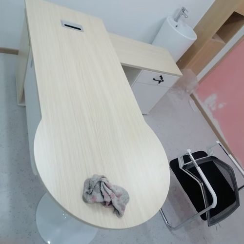 办公桌书桌c医生诊所所卫生院接诊宠物医院专科养老就诊断桌椅学