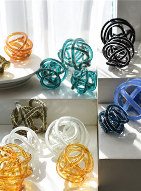 艺术创意简约现代彩色玻璃麻团摆件样板房客厅桌面台面壁橱装饰品