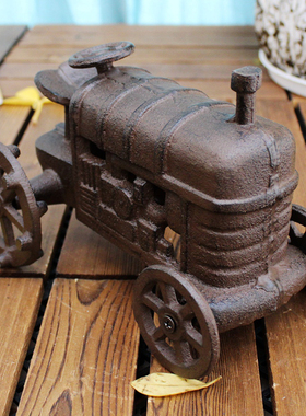 创意个性铸铁家居工艺品复古怀旧拖拉机家居酒店会所装饰桌面
