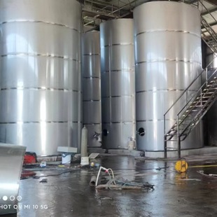 304/316不锈钢储罐果酒葡萄酒白酒荔枝酒储酒罐立式白酒储罐