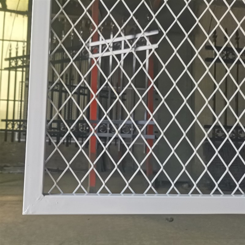 菱形网片小孔钢板网吊顶工业风铁艺屏风隔断铁网背景墙网格装饰网