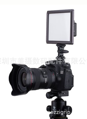 南冠CN-Luxpad22H单反相机外拍灯补光灯双色温柔光灯超薄便携灯