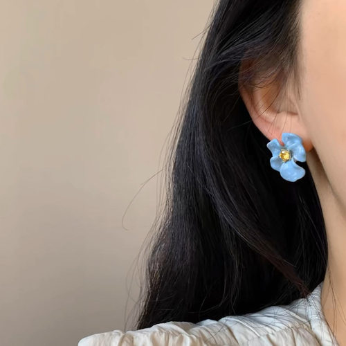 蓝色甜美花朵混色珐琅釉耳钉高级