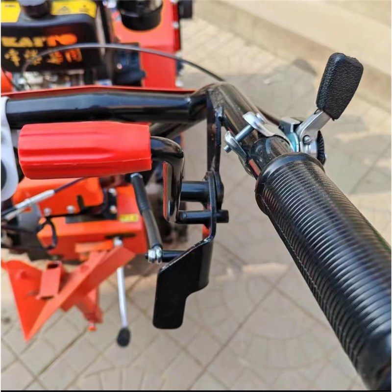 新款四驱除草机多功能开沟起垄旋耕地小型农田果园锄草微耕机松土