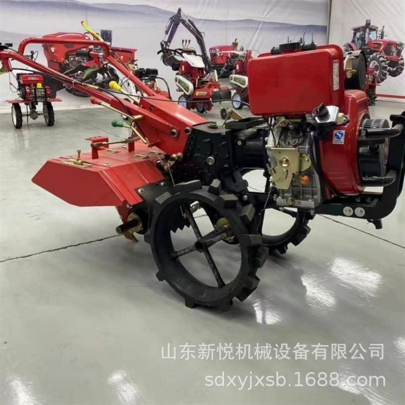 15马力柴油四驱微耕机 硬地山坡耕整翻土机 旋耕除草机