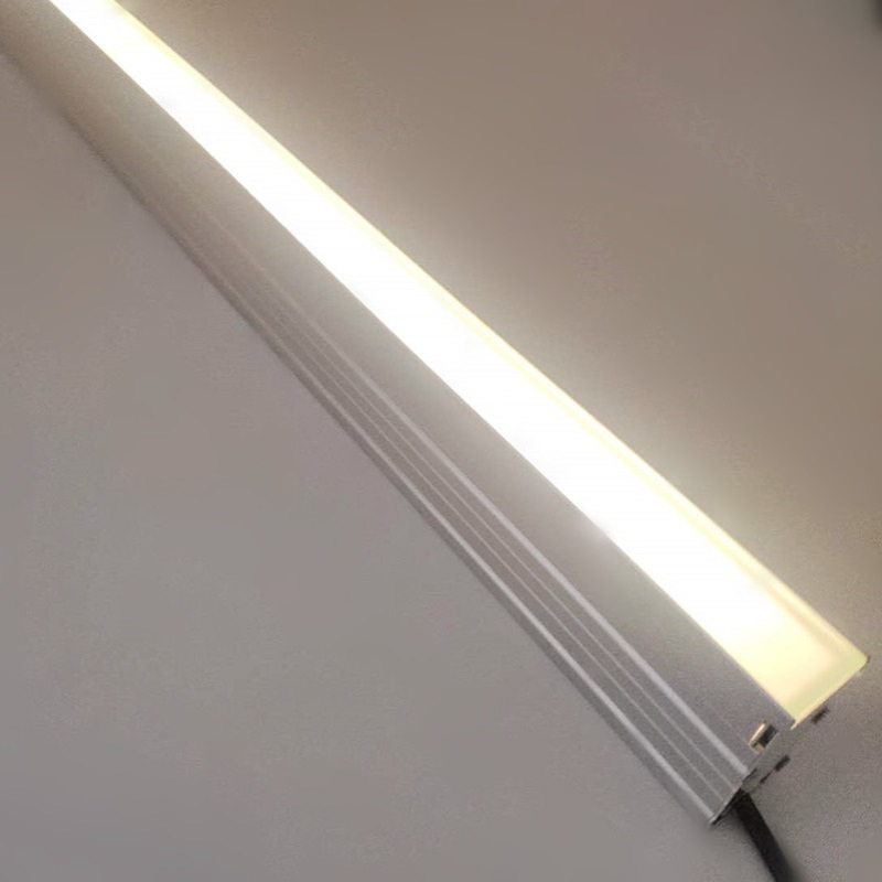 广场嵌入式洗墙七彩甲板长条地埋灯led无缝地脚台阶线条型地埋灯