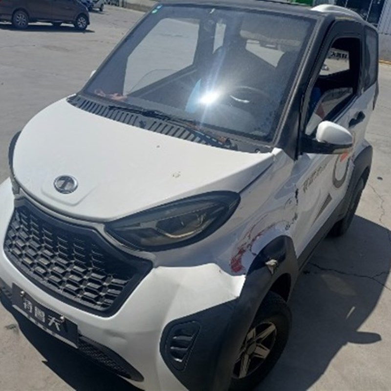 电动四轮车全封闭特鲁夫T20车前大灯总成篷车雾灯中网尾灯