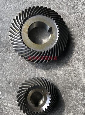 机床配件 三明铣床X6130A立铣头螺旋伞齿轮Z27/43 L36/36 孔25/48