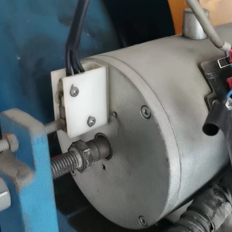 宁波欣达电梯抱闸DZS900/800制动器M630检测开关支架卡子微动开关图片
