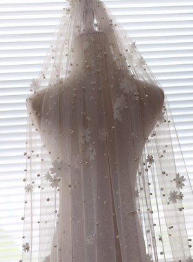 V679白色新娘头纱超仙花朵珍珠长款拖尾结婚旅拍头纱头.饰厂家