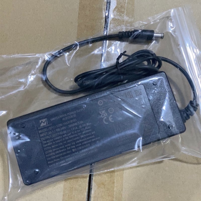 迈思普53V1.22A1.81A大华监控电源适配器圆头带针E065/E096-1A530