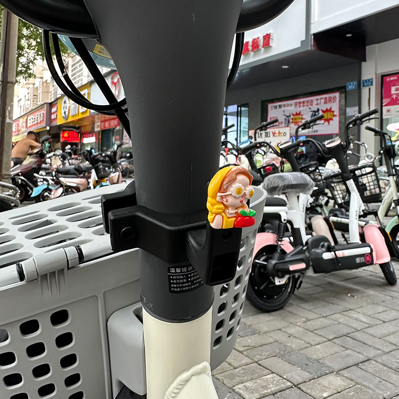 爱玛电动车挂钩前置通用电瓶机车万能挂K勾自行车滑板车挂钩可爱
