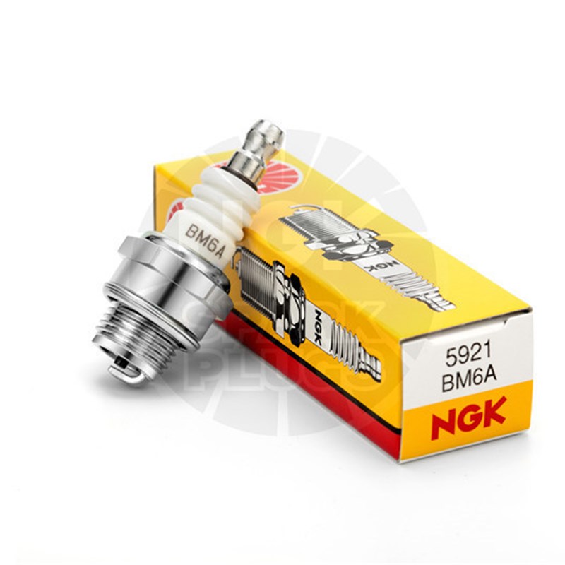 油锯割草机绿篱机采茶机打s草机割灌机二冲程火花塞BM6A通用L7T