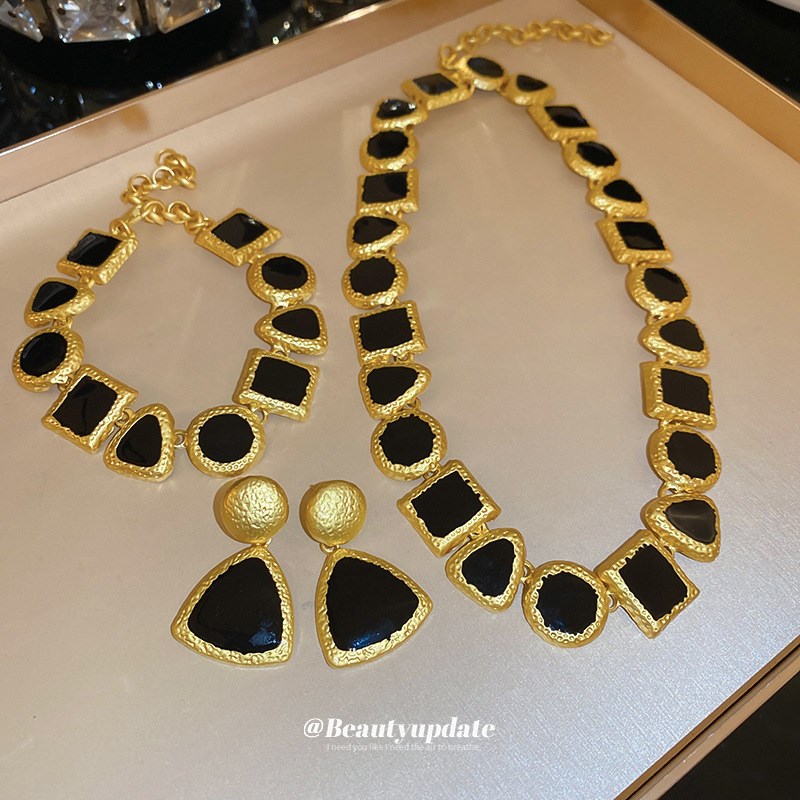 中古黑色撞色几何耳环手链项链套装轻奢气质手环复古通勤饰品配饰