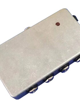 手工四路混音器隔离缓冲BUFFER输出一分四合一单块效果器并联方案