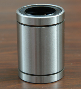 厂家直销 直线轴承LM35UU 尺寸:35*52*70 (内径*外径*厚度)