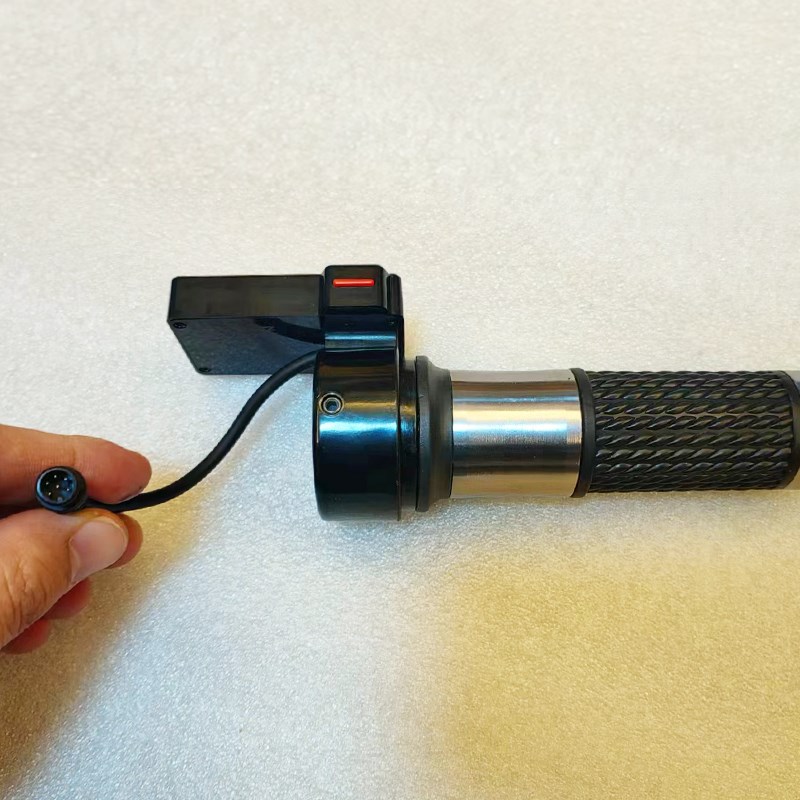 电动滑板车配件转把仪表 控制器z加速器 液晶屏油门左拉滑板车适