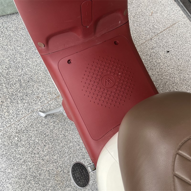 适用于爱玛晴天脚垫W293款电动车脚踏垫艾玛脚踩垫Y皮革踏板垫