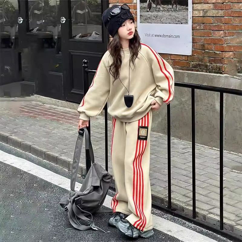 奥莱女童运动套装秋冬2026新款儿童洋气卫衣中大童时尚休闲两件套