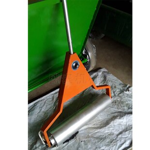 手拉式电动铺平机 小型橡胶颗粒亚平电热板学校塑胶跑道电滚轴