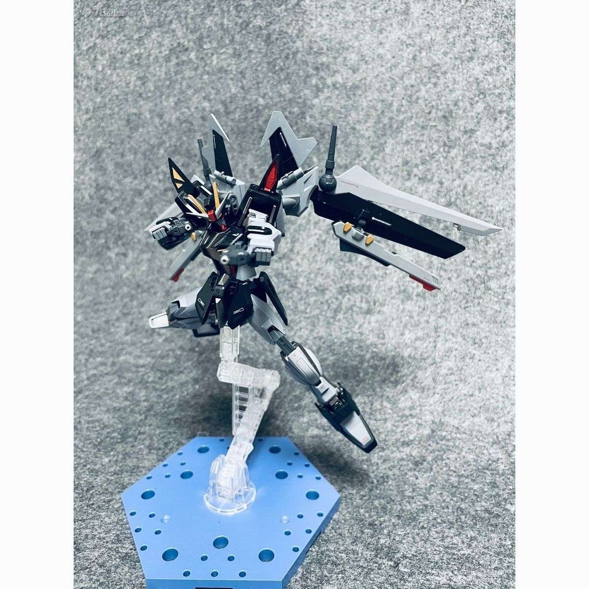 国产高高 HG1/144黑强袭 漆黑强袭高达 突击敢达SEED拼装模型玩具