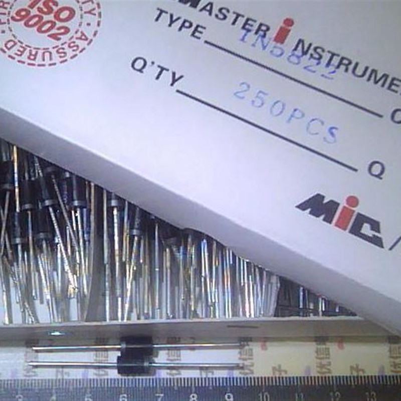 1N5822 肖特基二极管 40V/3A