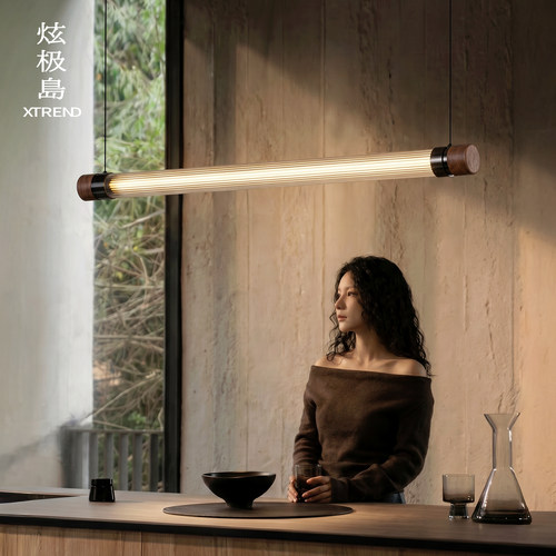 一字长条胡桃木玻璃餐厅吊灯