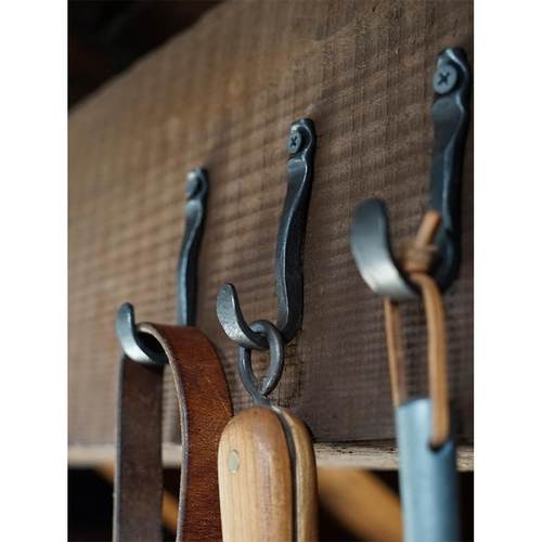 触摸锻铁挂钩手工锻造挂钩空间装饰