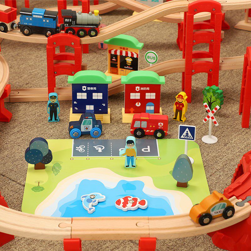 电动火车环形多层叠加轨道玩具套装 兼容木制小火车米兔勒酷6岁