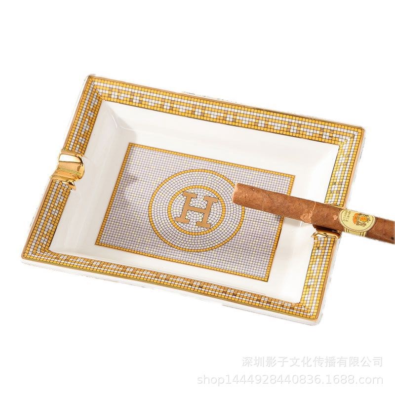 欧式复古陶瓷烟灰缸小号个性创意时尚潮流描金大气客厅摆件