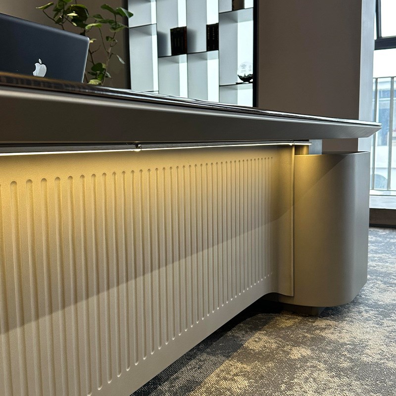 韵辰E0级老板桌轻奢高级感办公桌总裁董事长班台现代黑檀木皮烤漆