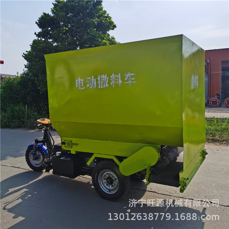 养殖场饲料撒料车 后出料撒料车 牛羊养殖投料车,五金/工具,环卫车/保洁车/清扫车,淘宝优惠券,粉丝福利购,淘宝优惠卷