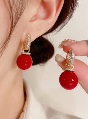 Rungeの【轻奢高雅】微镶锆石两戴红色珍珠耳扣 时尚百搭精致耳坠