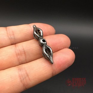 藏式天铁五股金刚杵挂件 藏饰民族风迷你天铁托甲小配饰金刚撅