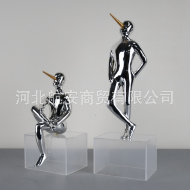现代简约创意抽象电镀人物摆件样板房售楼处桌面茶几软装饰品摆件
