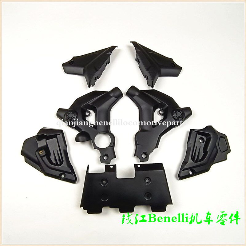 适用金鹏BJ500GS-A/5D/502X骁500/5F/5B车架左右内装饰板联接板