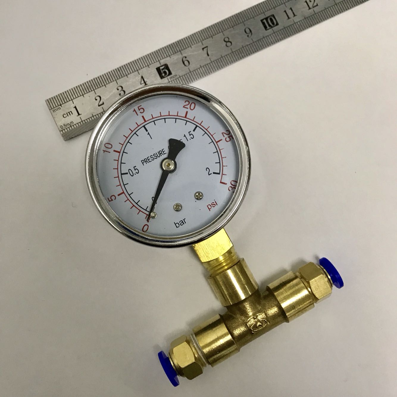 60mm 30psi 压力表 2bar 含两边接外径6mm的pu管接头  不含气管