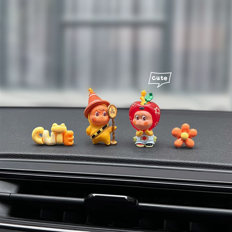 星星人车内装饰品摆件汽车中控台屏幕车载20M25新款可爱高级感公