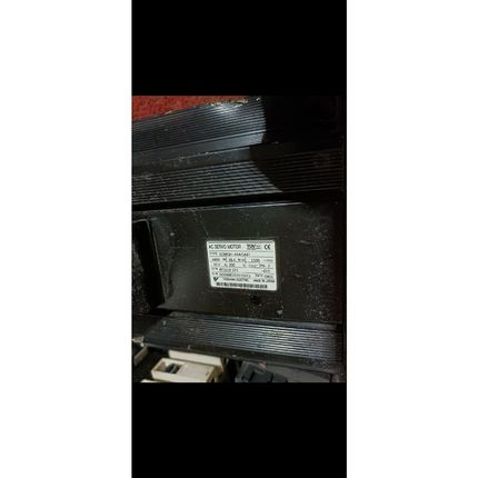 安川伺服电机SGMGH-44AC61-4400W.设备拆机功