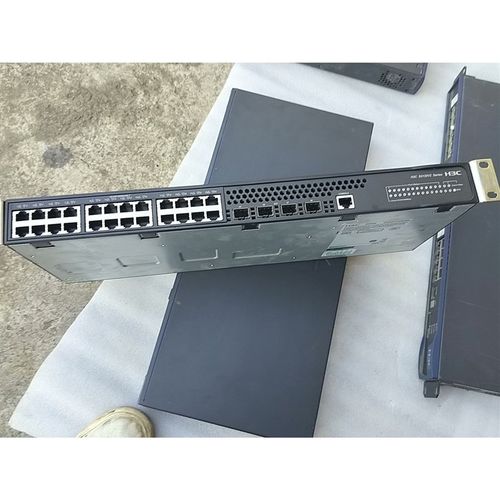 H3C  S5120v2 24口千兆+4口千兆光口交换,拆机