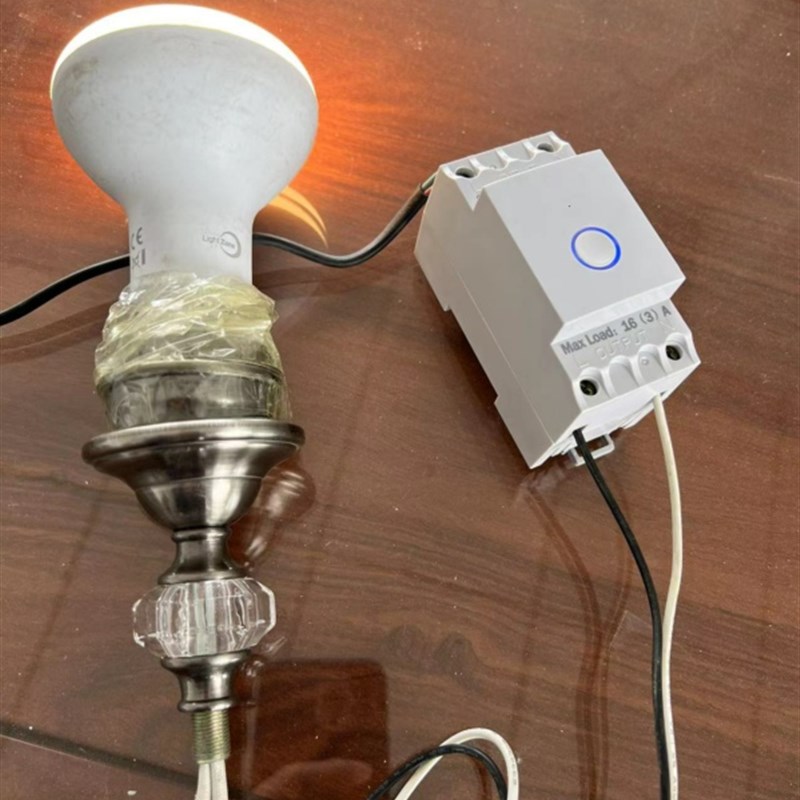 wifi断路器计量智能空开手机远程遥控漏电空气开P关家用220V电源