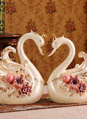 欧式陶瓷天鹅摆件一对客厅玄关电视柜酒柜创意家居装饰品结婚礼物