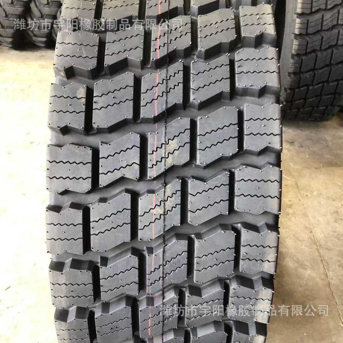 打捆机轮胎 385/60R15.5  雪地花纹  钢丝轮胎